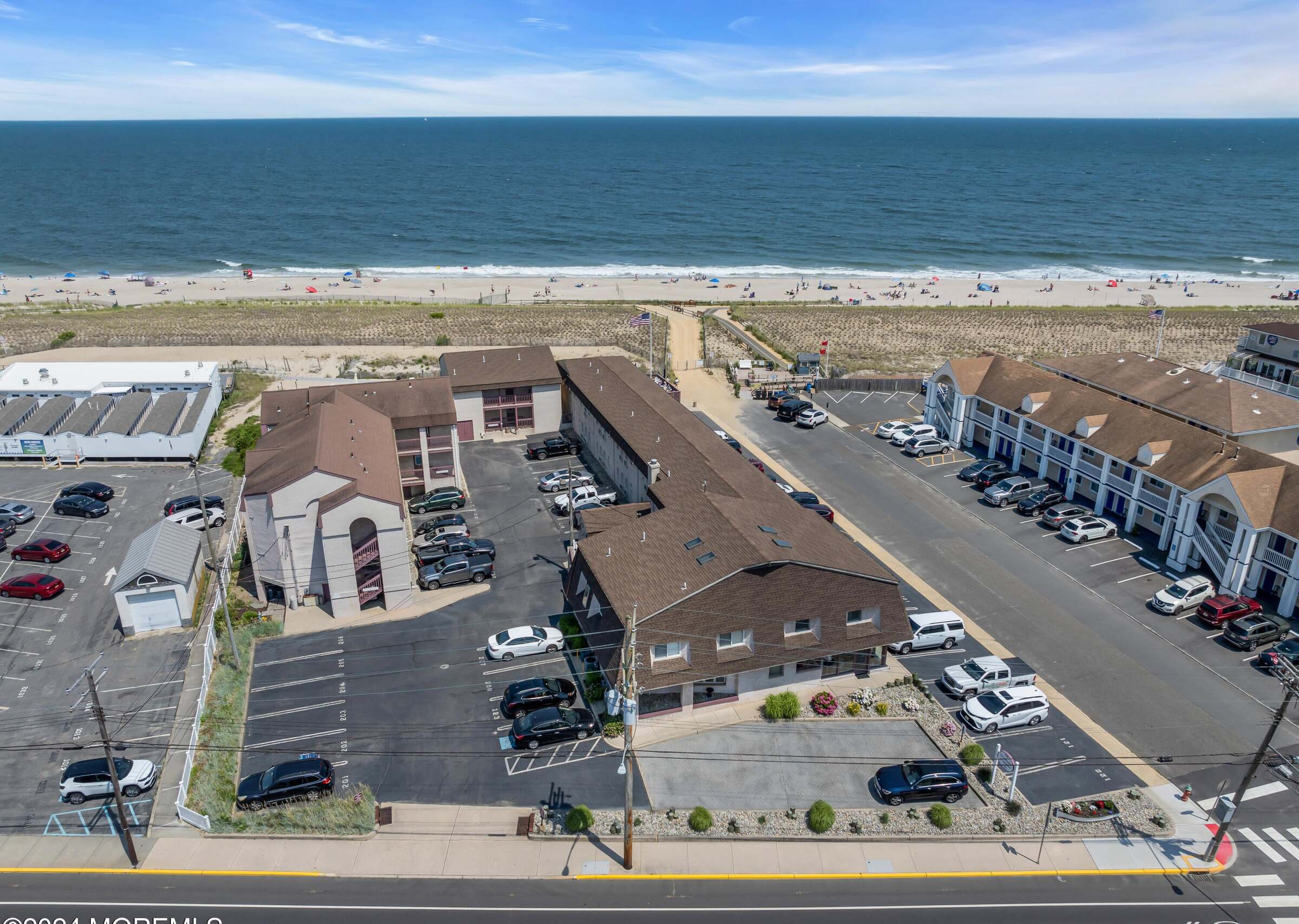 Aerial view of Windswept Motel