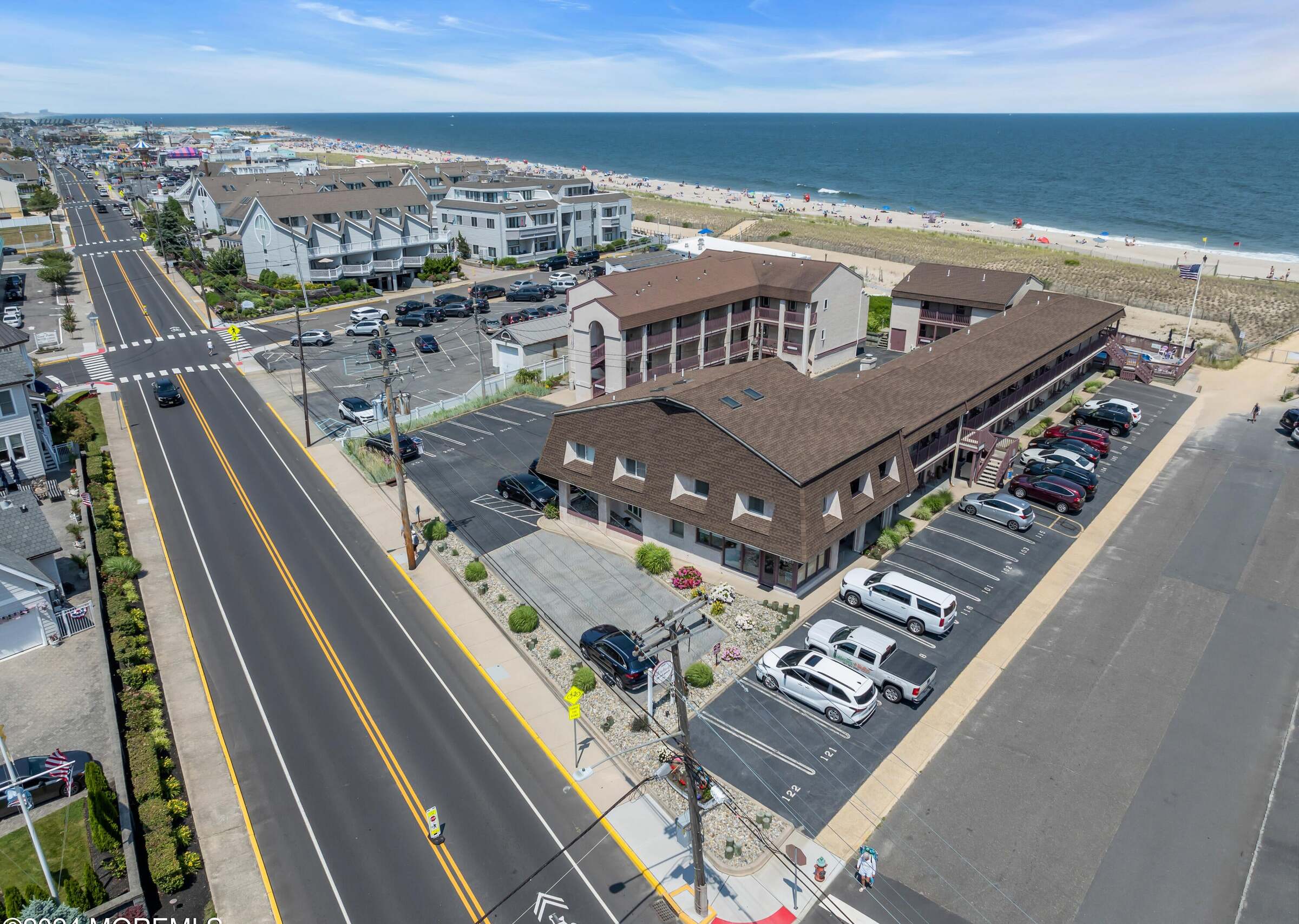 Windswept Motel aerial view